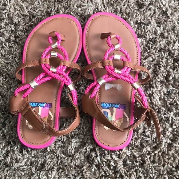 Liv and Maddie sandals - Picture 1 of 1